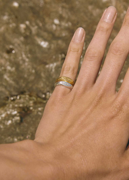 Mini Mami Silver SIgnet Ring Alhaja