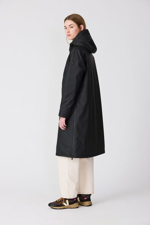 Black Tormenta Waterproof Coat Tanta