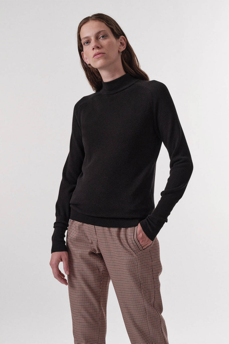 Turtleneck Sweater Black LANIUS