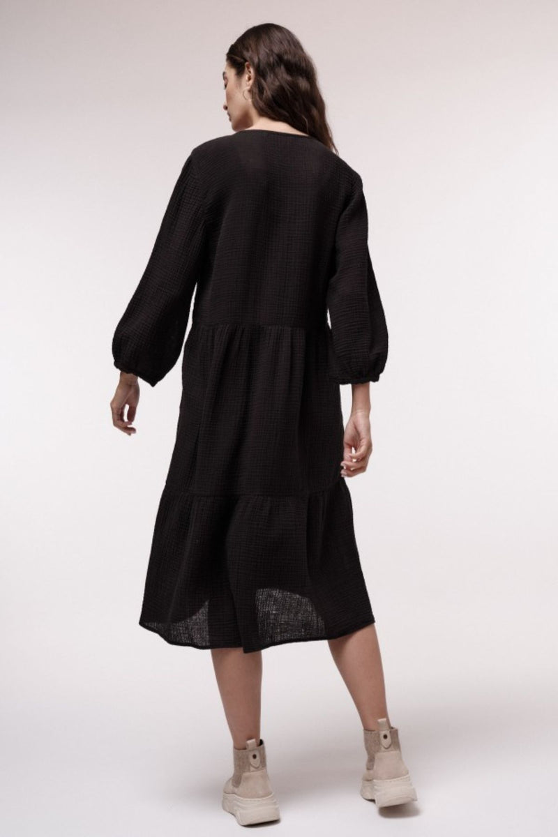 Black Midi Dress with Structure Lanius