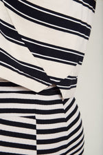 Isquia Black and White Striped Top Suite13